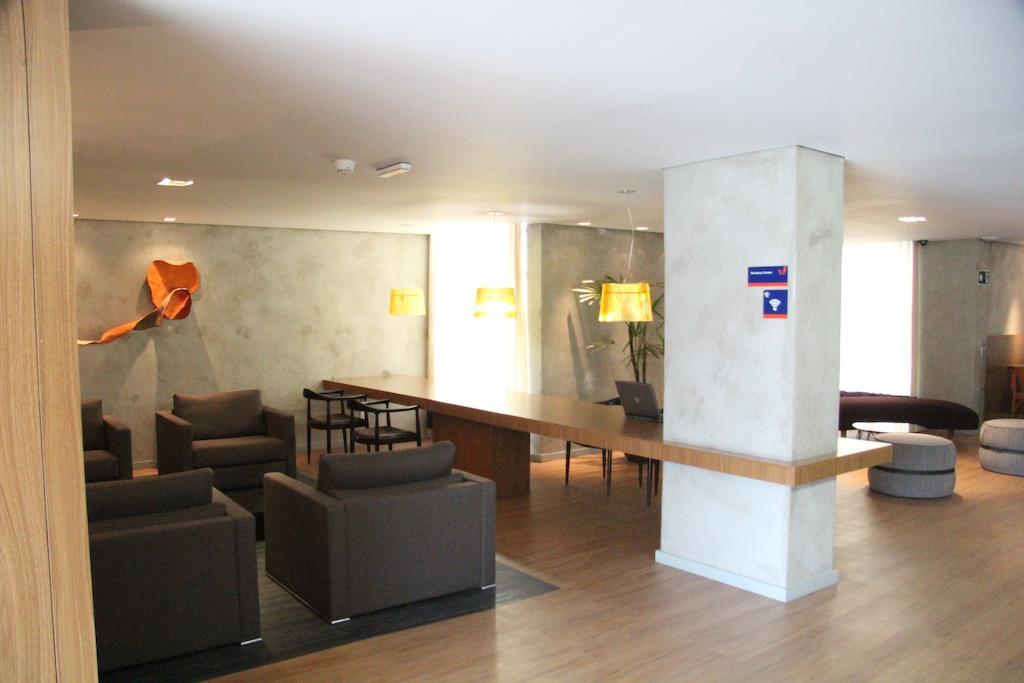 Vista Inn Express Contagem Exterior foto